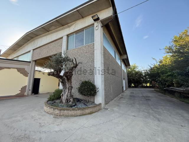 Casa in vendita a Treviglio, Lombardia