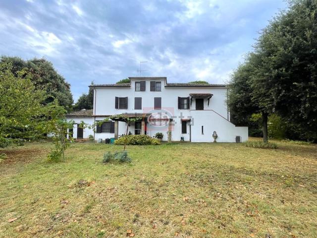 Casa in vendita a Unione dei comuni Valle del Savio, Cesenà