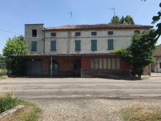 Casa in vendita a Besenzone, Reggio Emilia