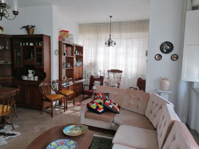 Casa in vendita a Urbino, Pesaro e Urbino