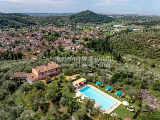 Casa in vendita a Massarosa, Toscana
