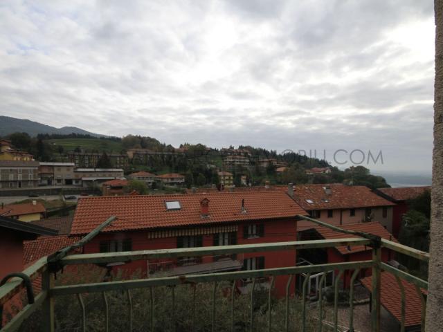 Casa in vendita a Galbiate, Lombardia