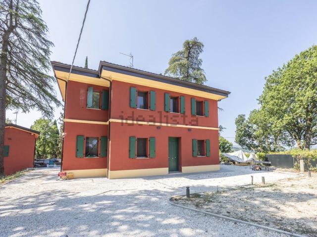 Casa in vendita a Monte Donato, Bologna