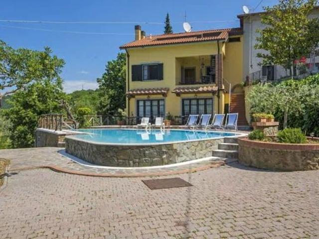 Casa in vendita a Porciano, Lamporecchio