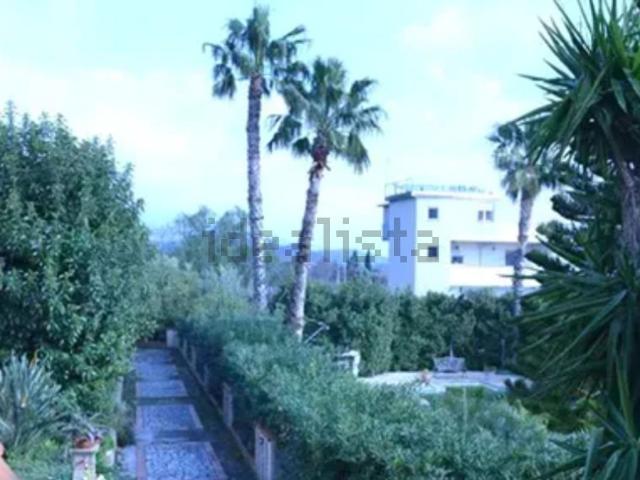 Casa in vendita a Tremestieri, Messina