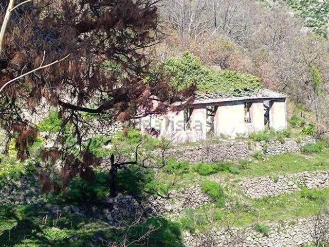 Casa in vendita a Graniti, Sicilia