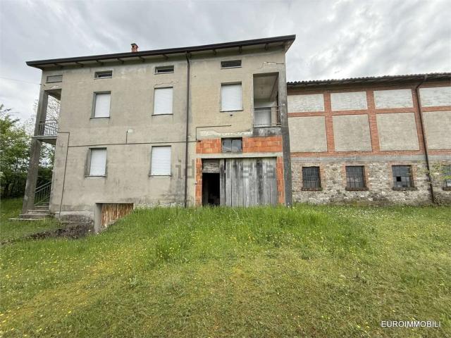 Casa in vendita a Neviano Degli Arduini, Reggio Emilia