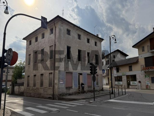Casa in vendita a Borgo Valbelluna, Mel