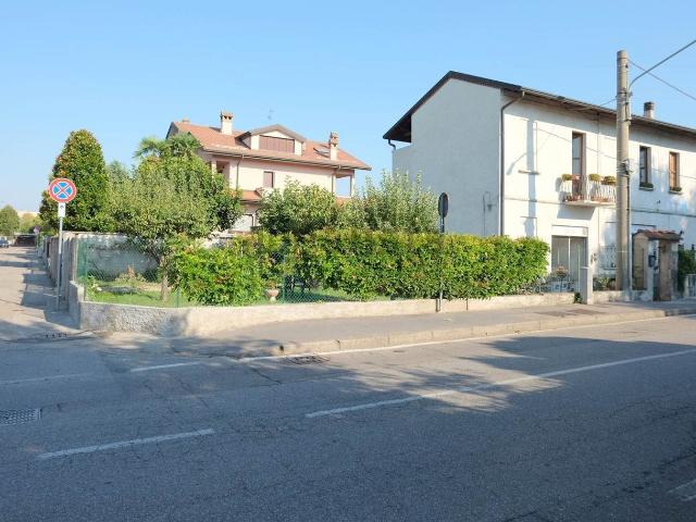 Casa in vendita a Bettolino, Pogliano Milanese