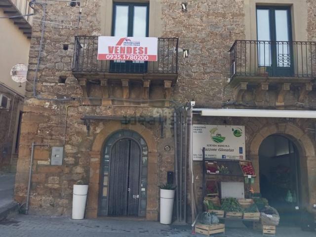 Casa in vendita a Casalotto, Piazza