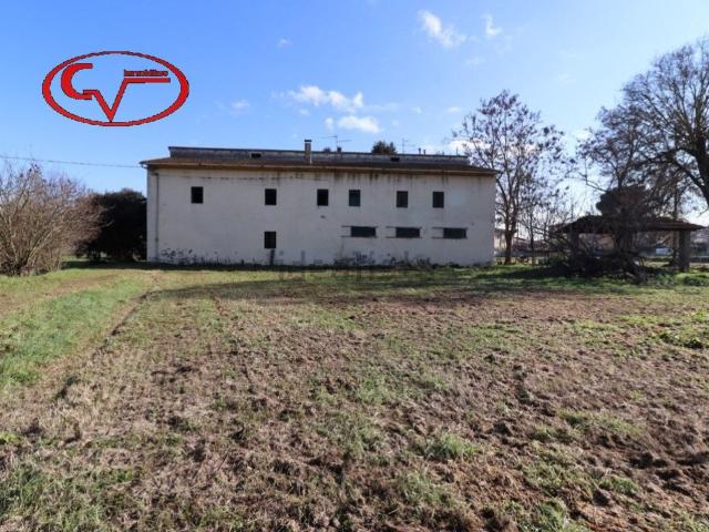 Casa in vendita a Montevarchi, Toscana