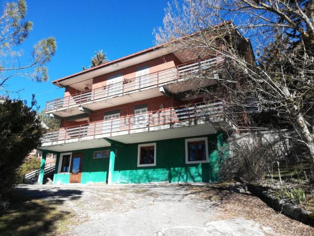 Casa in vendita a Pizzoli, Abruzzo