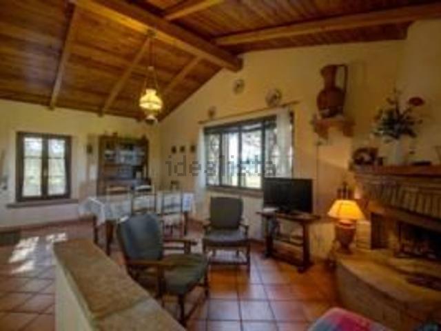 Casa in vendita a Collesalvetti, Toscana