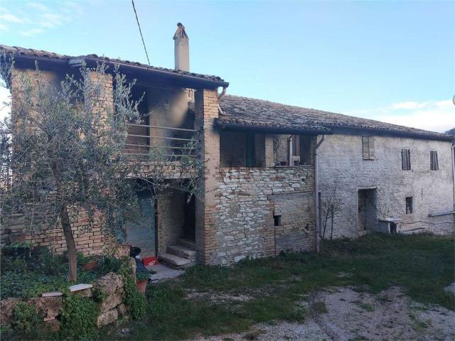 Casa in vendita a Marche, Pesaro E Urbino