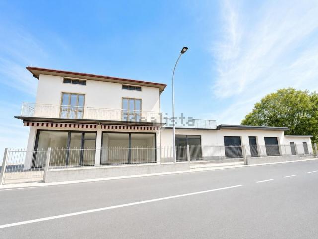 Casa in vendita a Ponte San Pietro, Bergamo