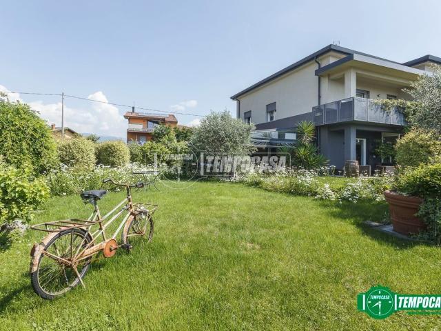 Casa in vendita a Valbrembo, Lombardia
