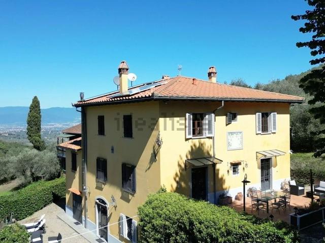 Casa in vendita a Carmignano, Toscana