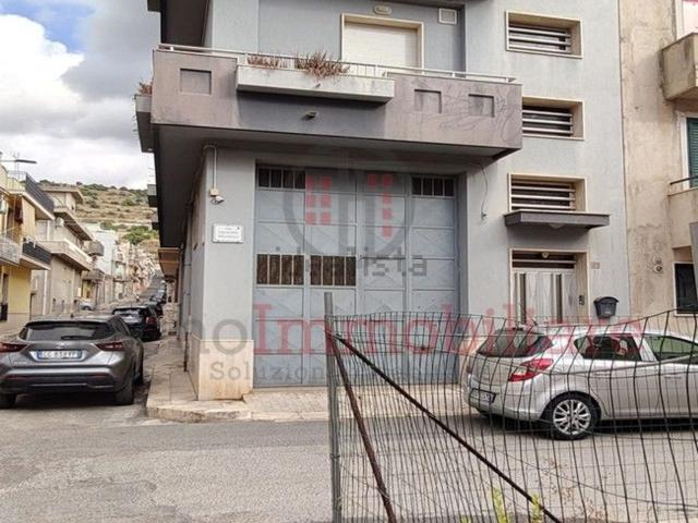 Casa in vendita a Comiso, Ragusa