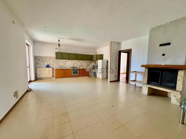 Casa in vendita a Casnigo, Lombardia