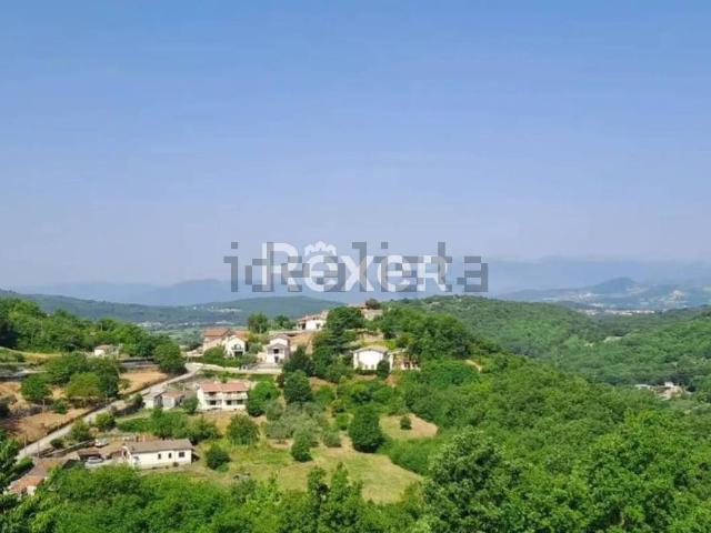 Casa in vendita a Carpinone, Isernia