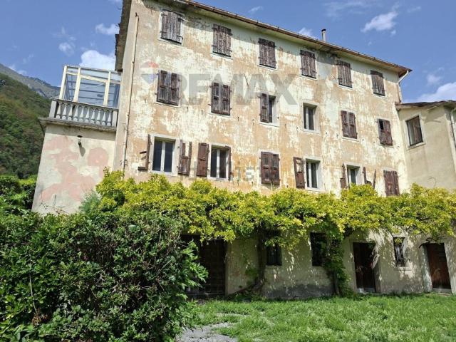 Casa in vendita a Longarone, Veneto