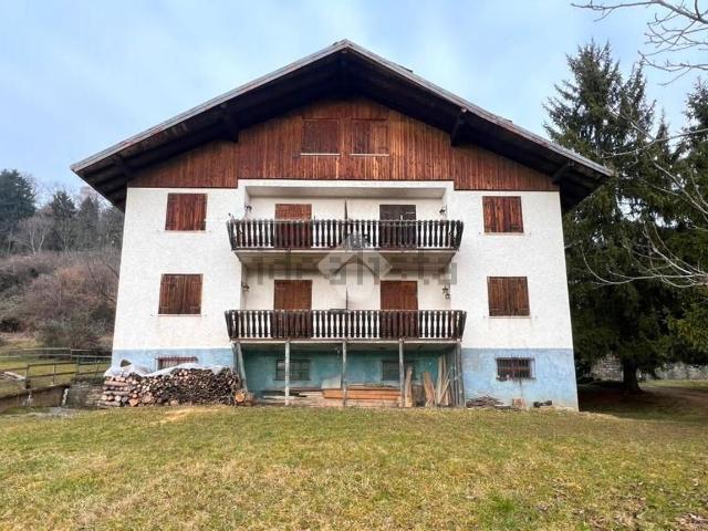 Casa in vendita a Castione Della Presolana, Lombardia