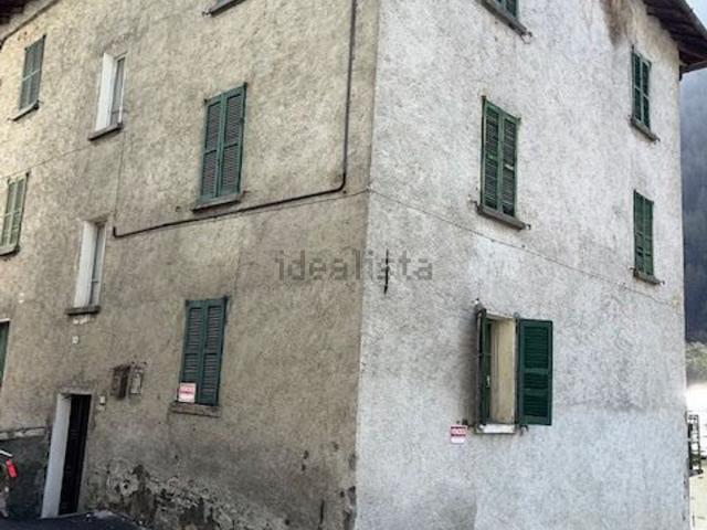 Casa in vendita a Lanzada, Lombardia