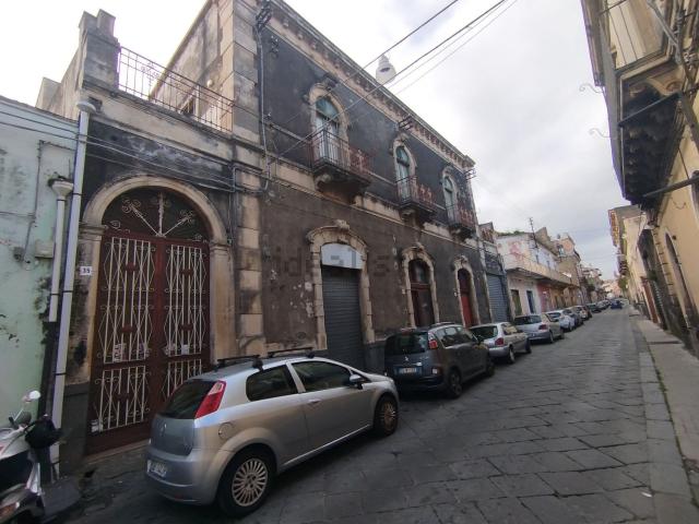 Casa in vendita a Acireale, Sicilia
