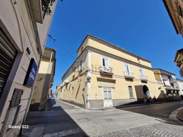 Casa in vendita a Curti, Campania