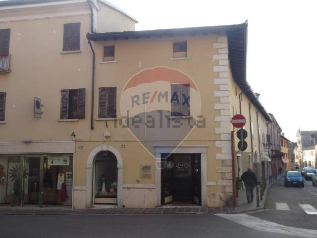 Casa in vendita a Castiglione Delle Stiviere, Lombardia