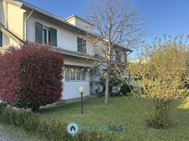 Casa in vendita a Ponte San Nicolò, Roncajette