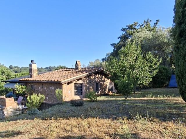 Casa in vendita a Marta, Lazio