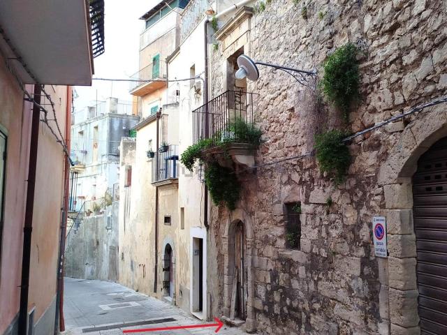 Casa in vendita a Ragusa Ibla, Ragusa