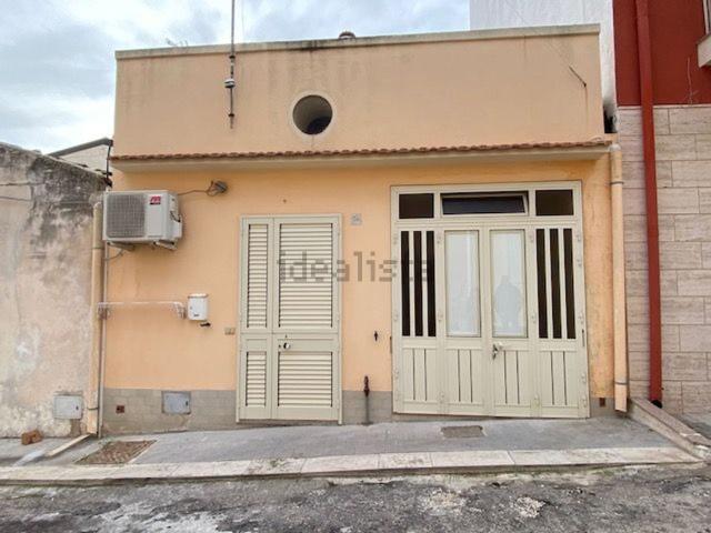 Casa in vendita a Ispica, Sicilia
