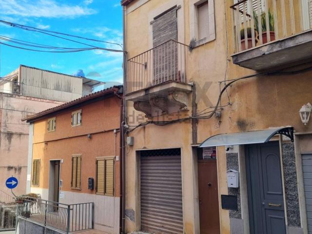 Casa in vendita a Lentini, Sicilia