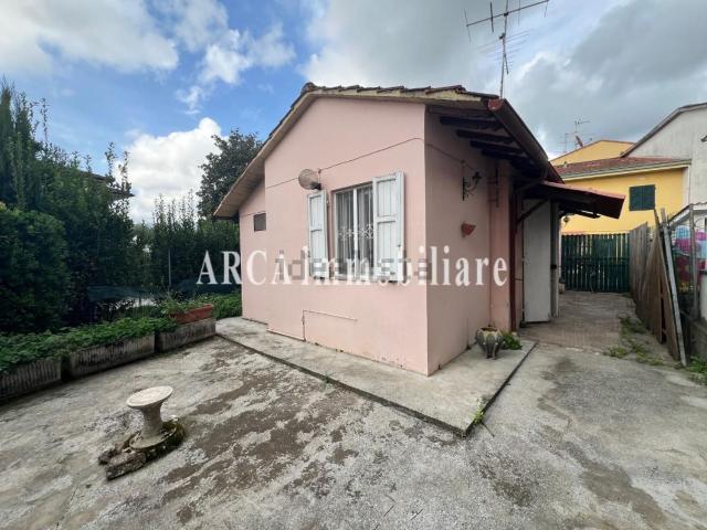 Casa in vendita a Massarosa, Toscana