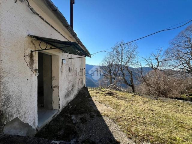 Casa in vendita a Valbrevenna, Liguria