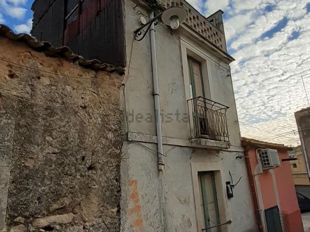 Casa in vendita a Palazzolo Acreide, Sicilia
