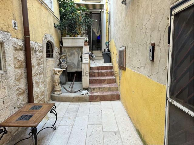 Casa in vendita a Puglia, Bari