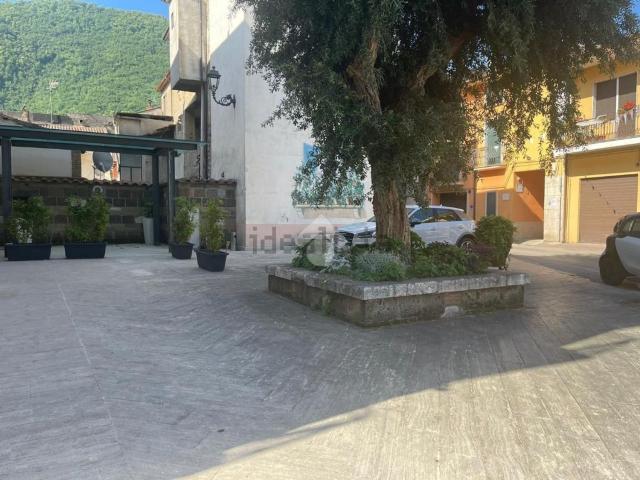 Casa in vendita a Cervinara, Campania
