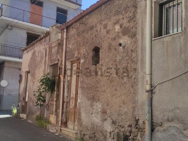 Casa in vendita a Biancavilla, Sicilia
