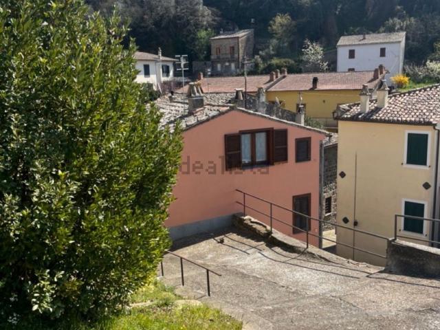 Casa in vendita a Bolsena, Lazio