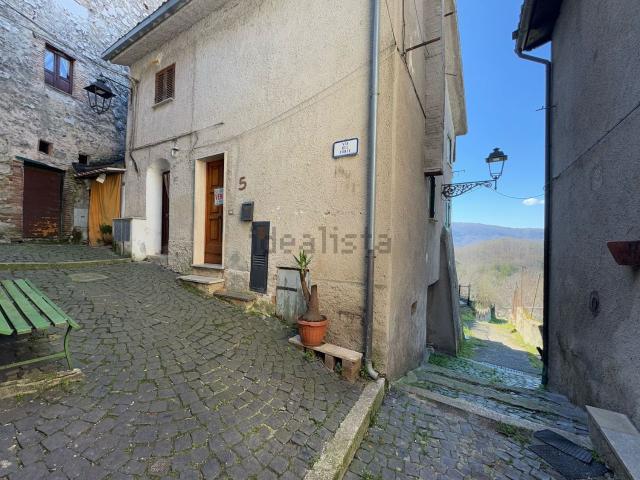 Casa in vendita a Carsoli, Abruzzo