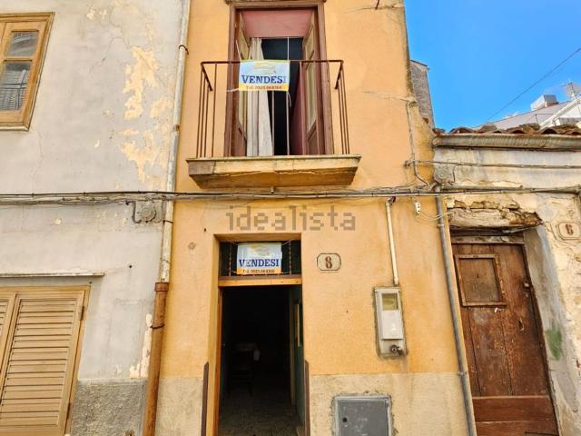 Casa in vendita a Isnello, Sicilia