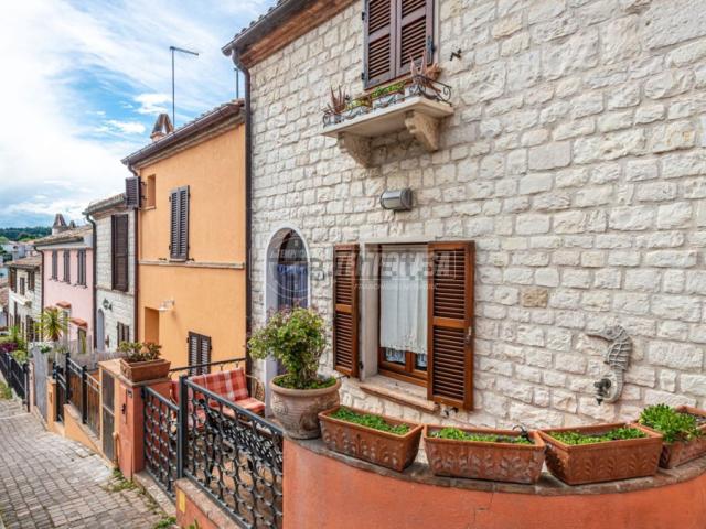 Casa in vendita a Marche, Ancona