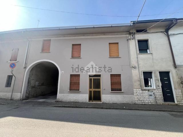 Casa in vendita a Verolavecchia, Lombardia