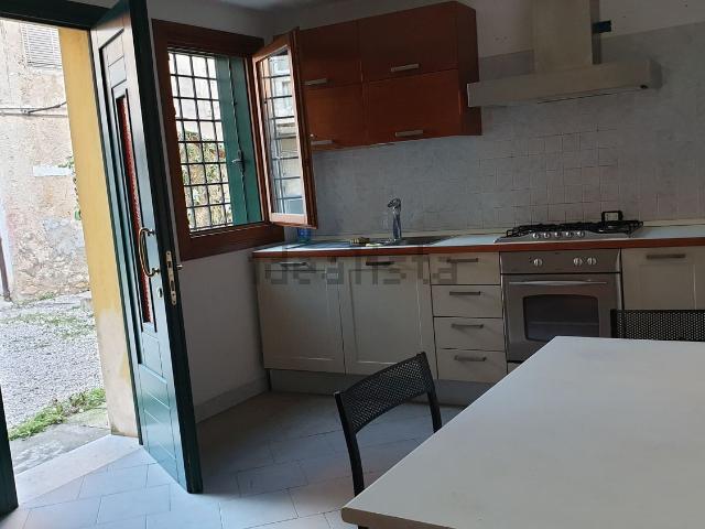 Casa in vendita a Piovene Rocchette, Vicenza