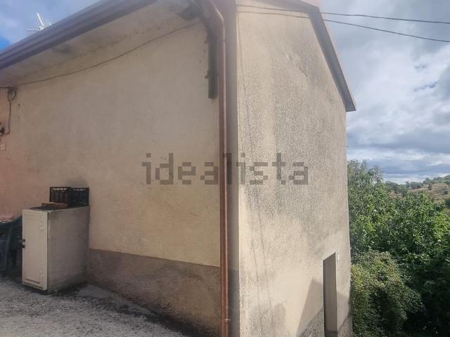 Casa in vendita a Montemarano, Avellino