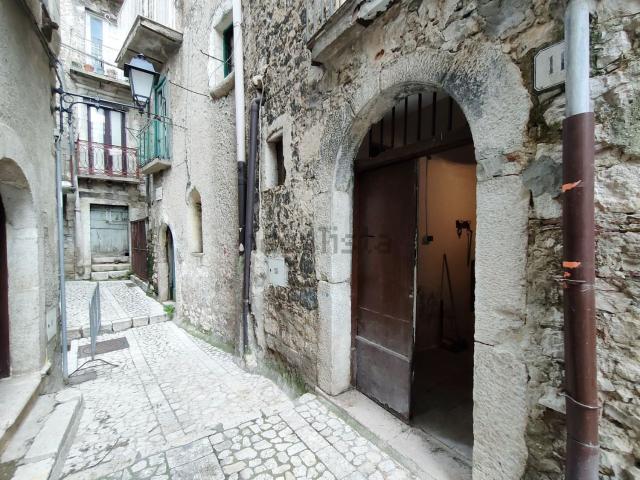 Casa in vendita a Guardia Sanframondi, Campania