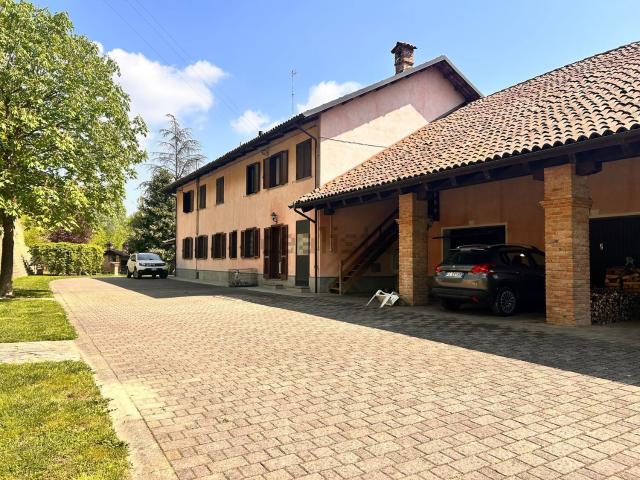 Casa in vendita a Piemonte, Asti